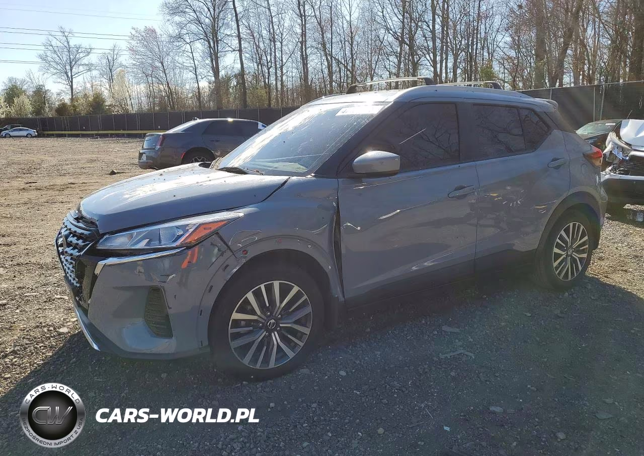 2021 Nissan Kicks Sv