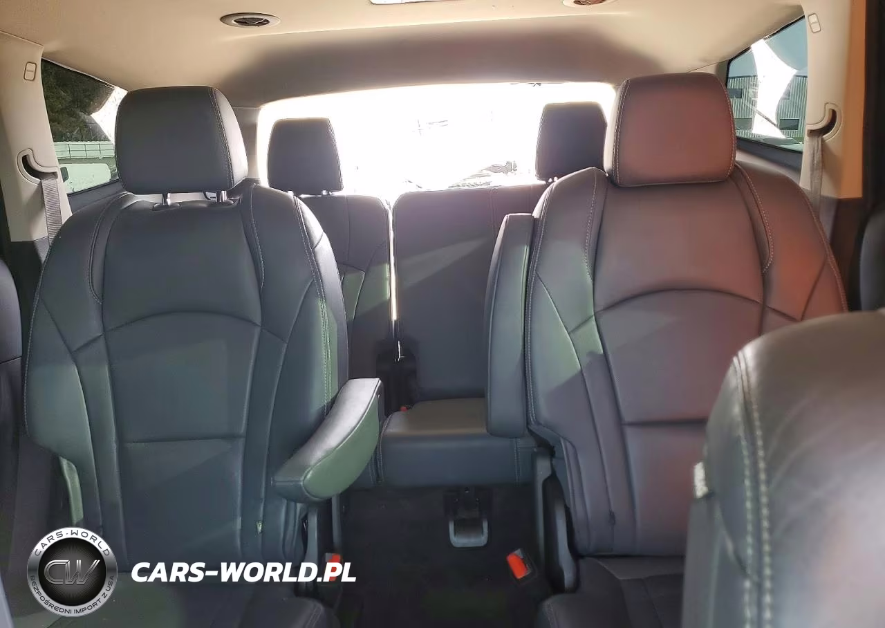 2019 Buick Enclave Essence VIN:5GAERBKW7KJ315725 - 10