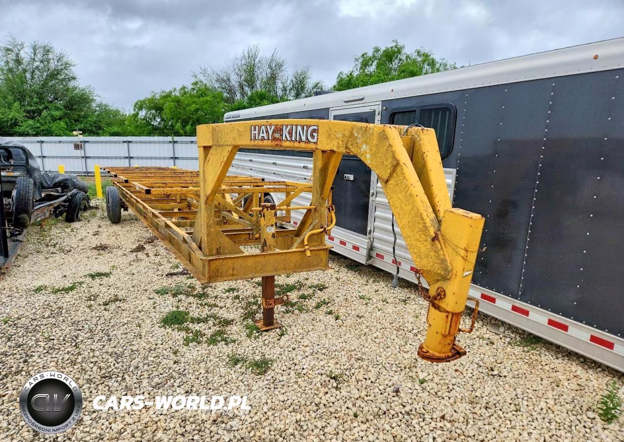 2011 Hay Bale Trailer VIN:H5709 - 2