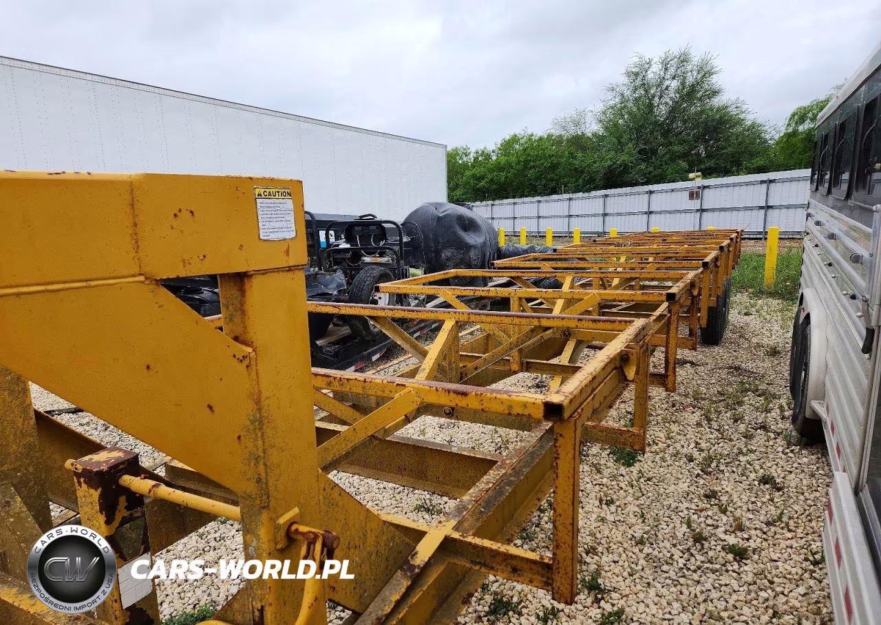 2011 Hay Bale Trailer VIN:H5709 - 6