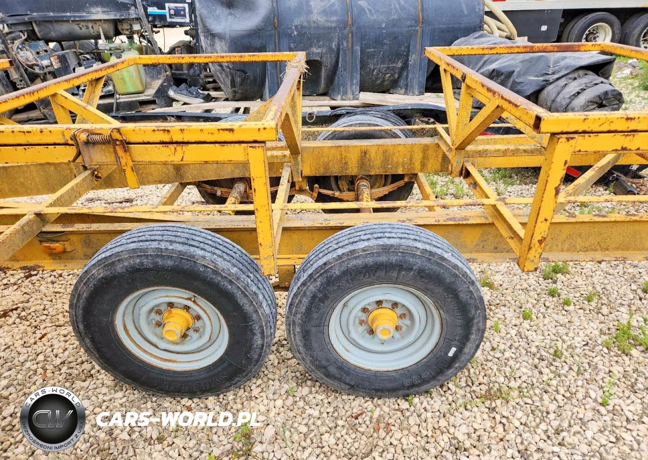 2011 Hay Bale Trailer VIN:H5709 - 9