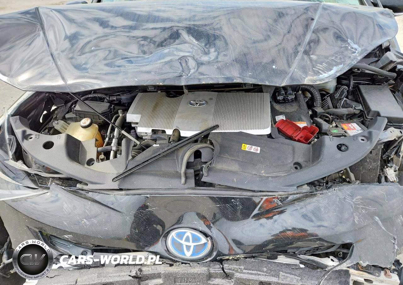 2018 Toyota Prius VIN:JTDKBRFU3J3067726 - 11