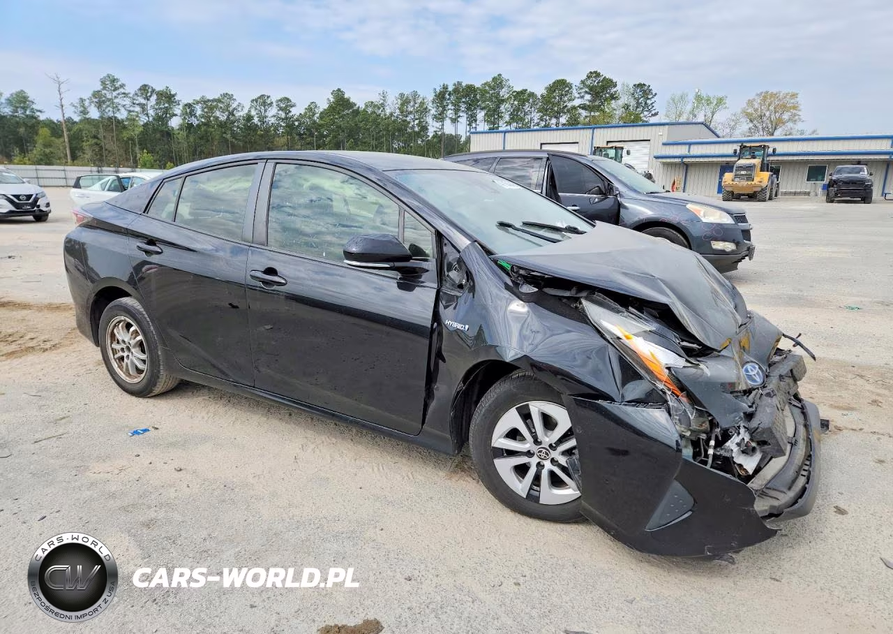 2018 Toyota Prius VIN:JTDKBRFU3J3067726 - 4