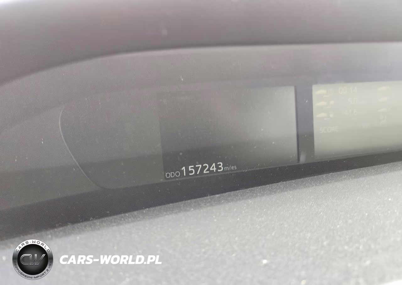 2018 Toyota Prius VIN:JTDKBRFU3J3067726 - 9