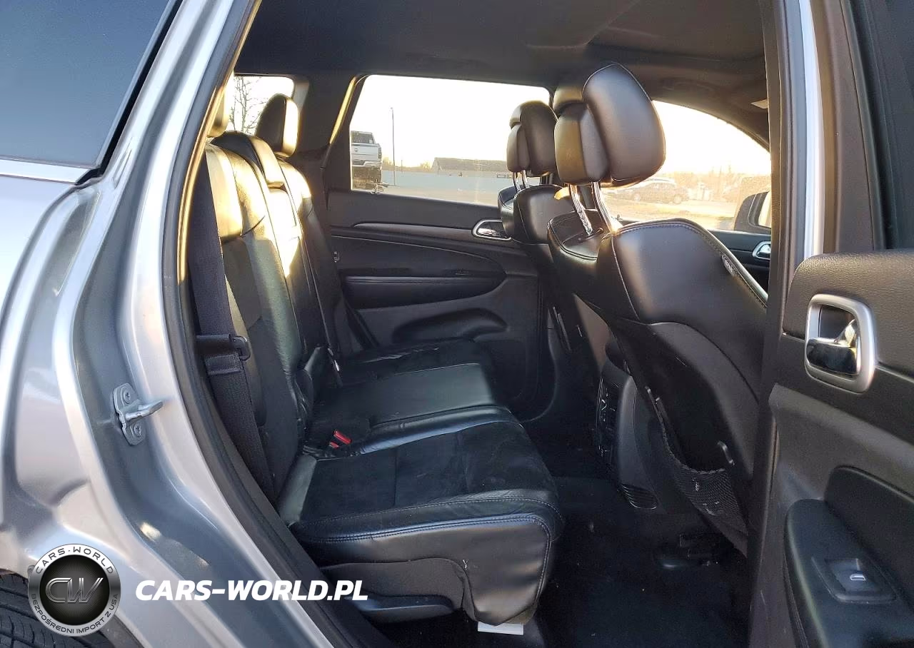 2015 Jeep Grand Cherokee Laredo VIN:1C4RJFAG9FC215774 - 11