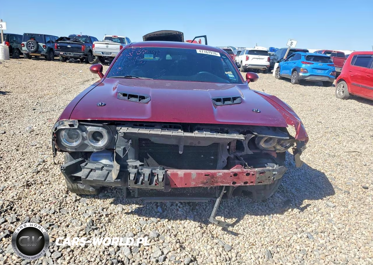 2021 Dodge Challenger Sxt VIN:2C3CDZAG3MH564393 - 5