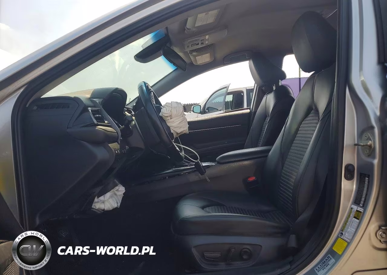 2020 Toyota Camry Se VIN:4T1G11AK1LU922366 - 7