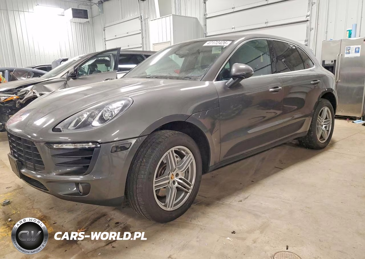 2015 Porsche Macan S