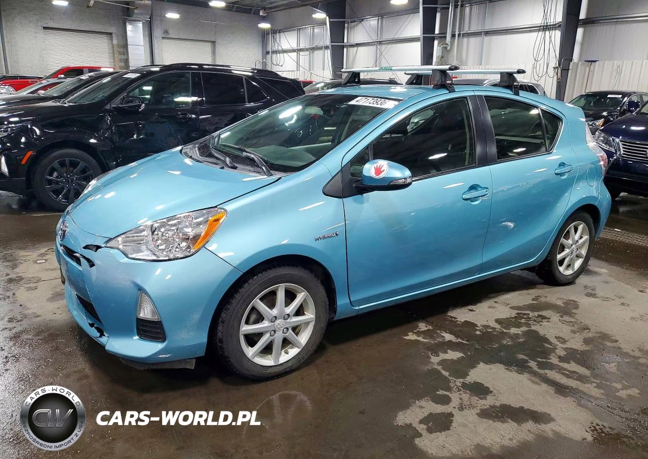 2013 Toyota Prius C Three