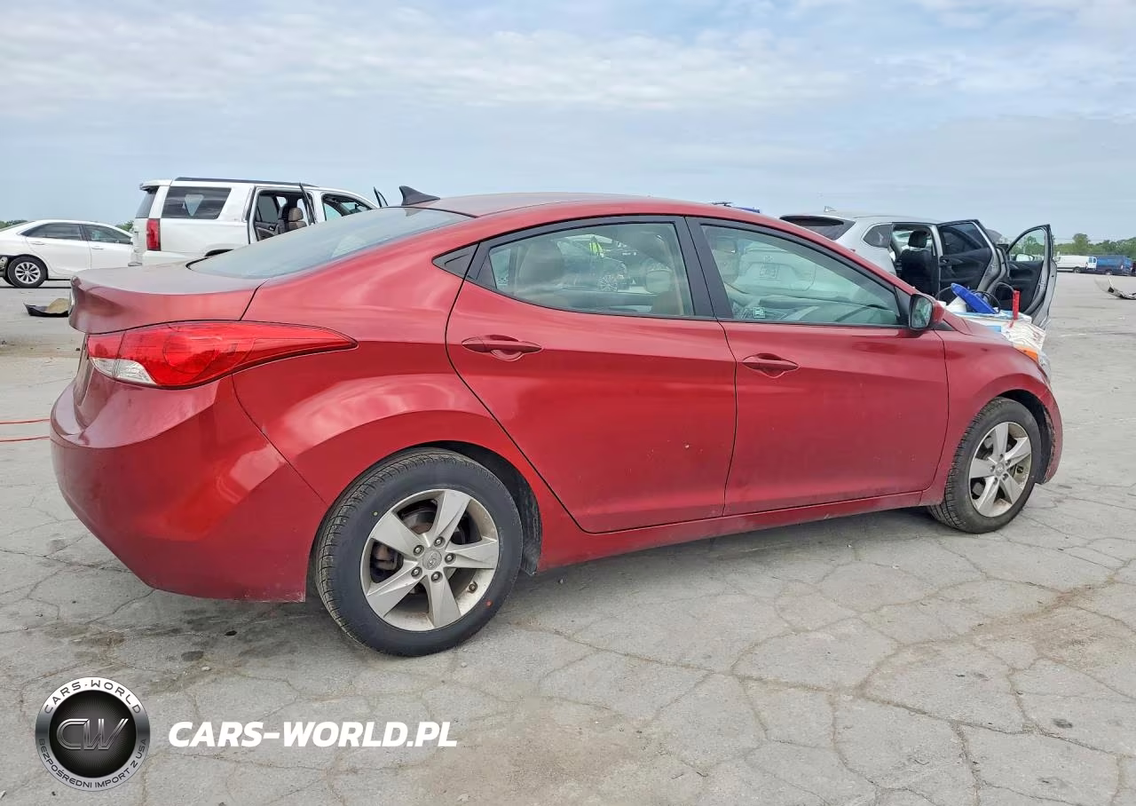 2013 Hyundai Elantra Gls VIN:5NPDH4AE4DH407226 - 3