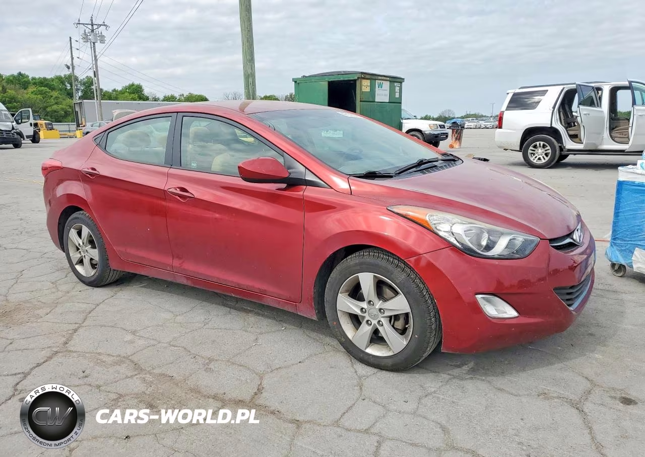 2013 Hyundai Elantra Gls VIN:5NPDH4AE4DH407226 - 4