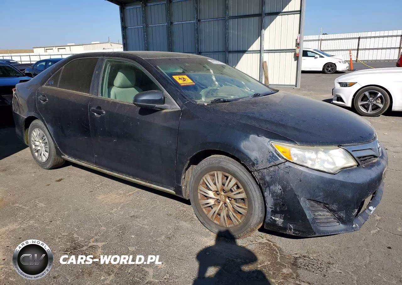 2014 Toyota Camry Le VIN:4T4BF1FK8ER414697 - 4