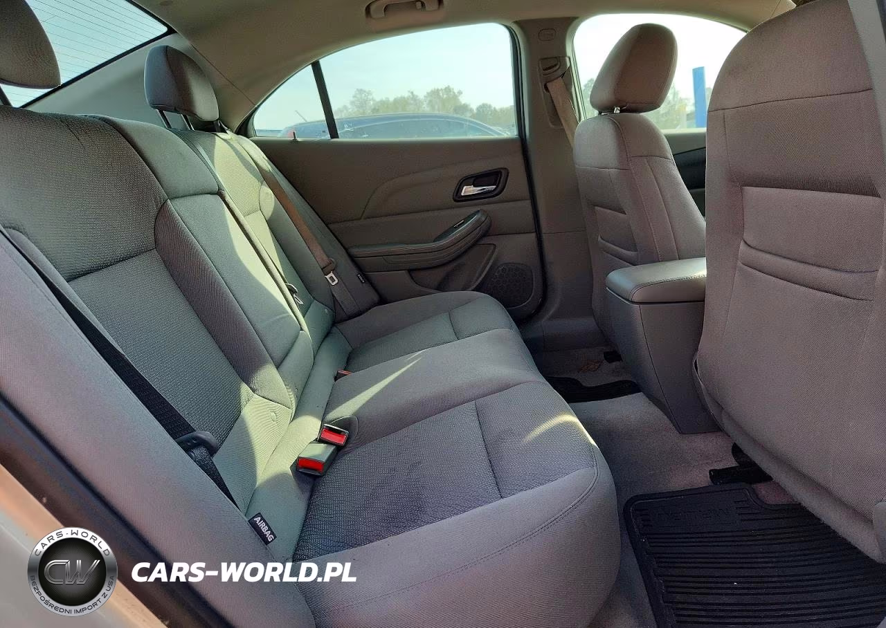 2014 Chevrolet Malibu Ls VIN:1G11B5SLXEF121649 - 10