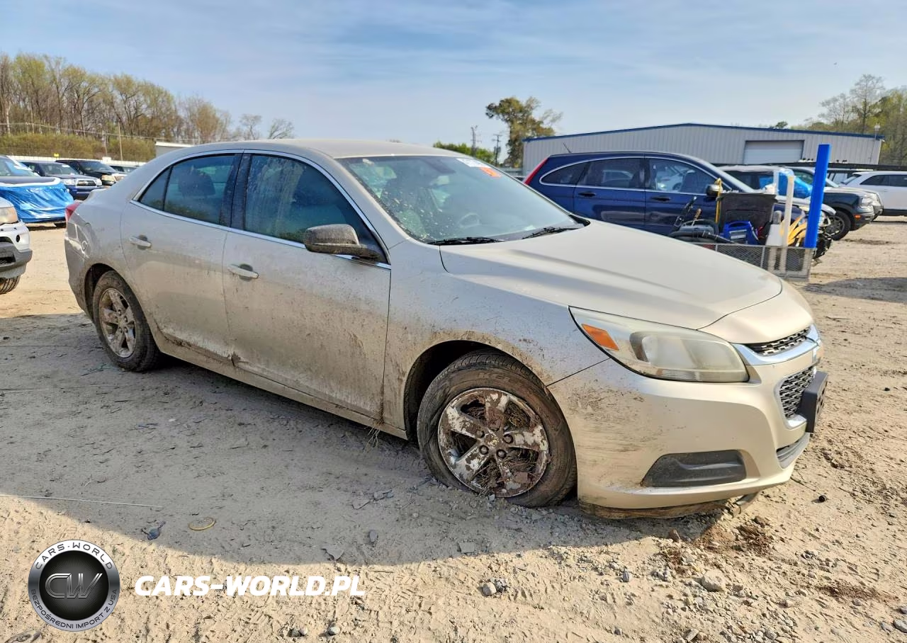 2014 Chevrolet Malibu Ls VIN:1G11B5SLXEF121649 - 4