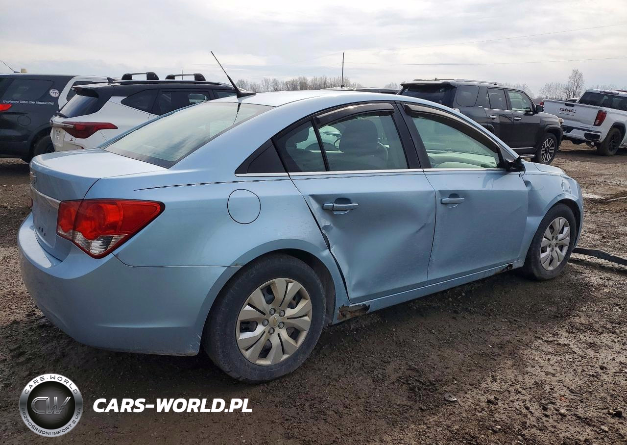 2012 Chevrolet Cruze Ls VIN:1G1PD5SH7C7300352 - 3