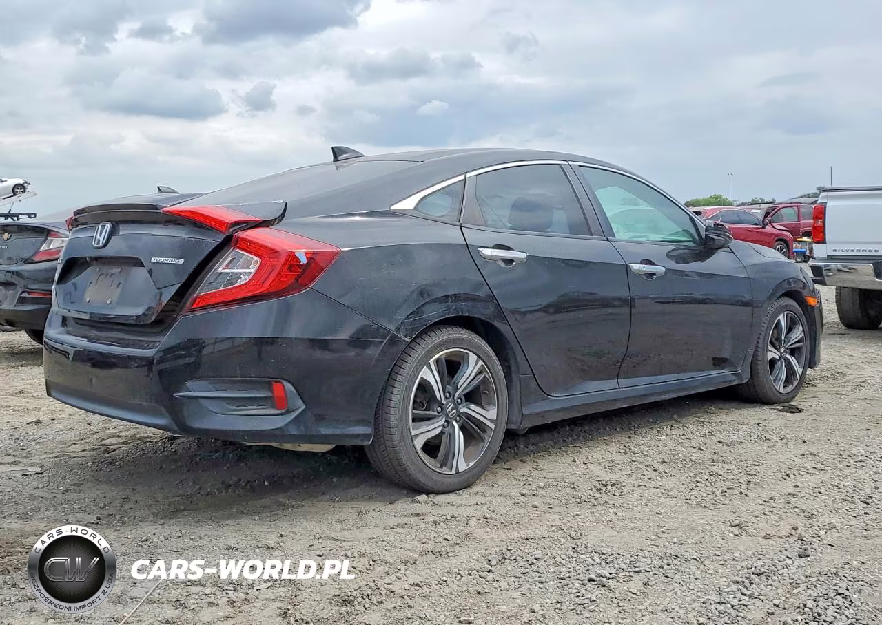 2016 Honda Civic Touring VIN:19XFC1F90GE211794 - 3