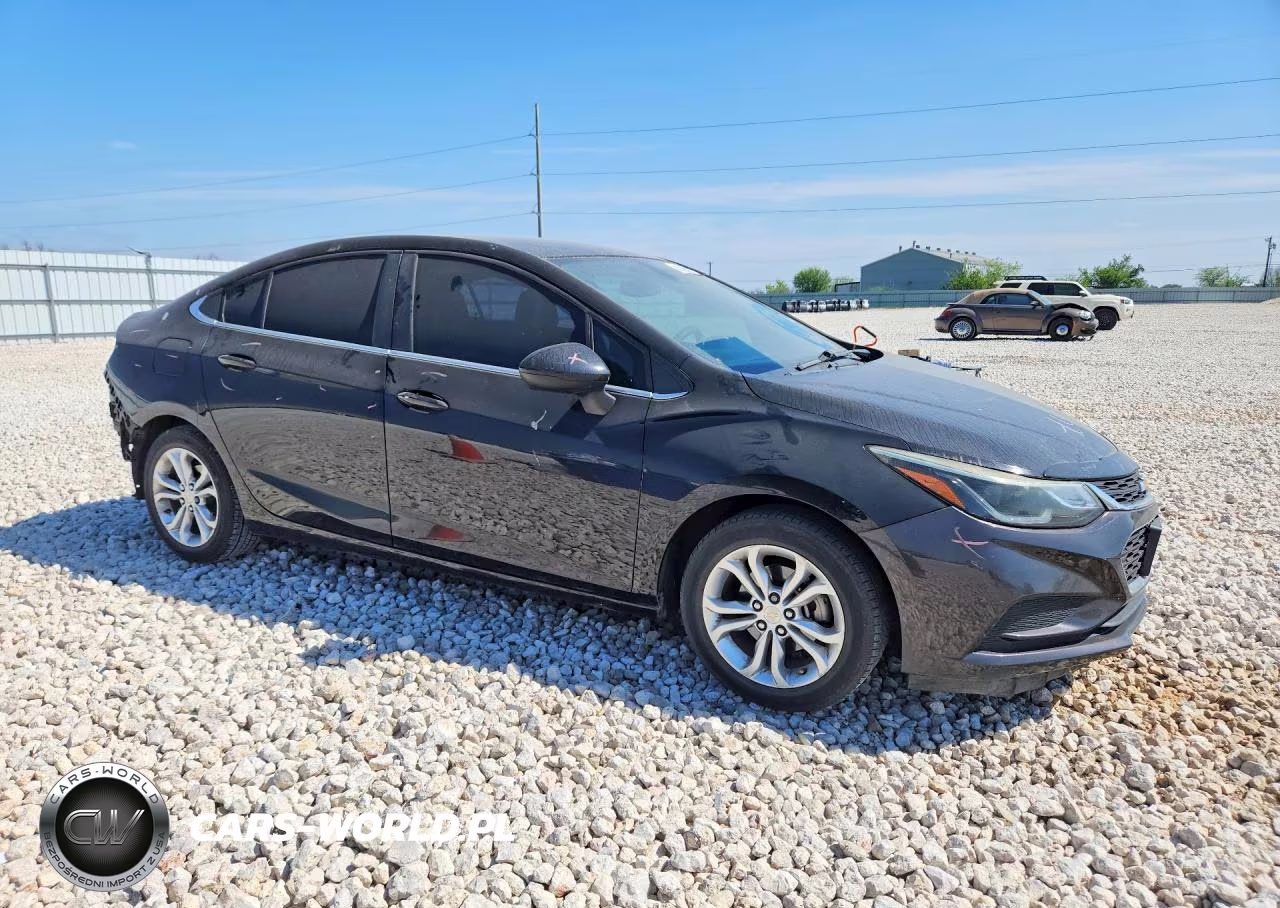2019 Chevrolet Cruze Lt VIN:1G1BE5SM9K7110488 - 4