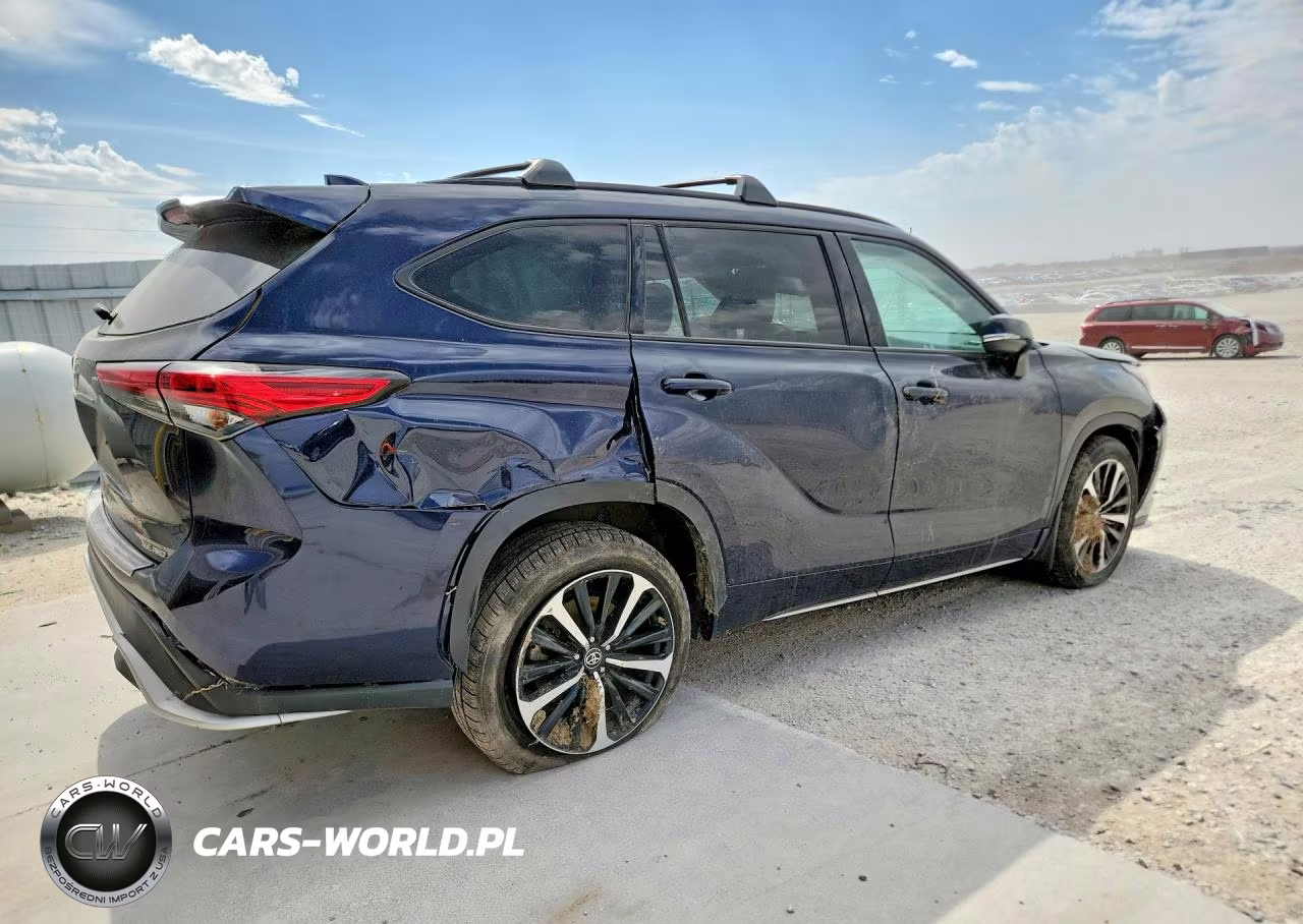 2022 Toyota Highlander Xse VIN:5TDJZRBH8NS199921 - 3