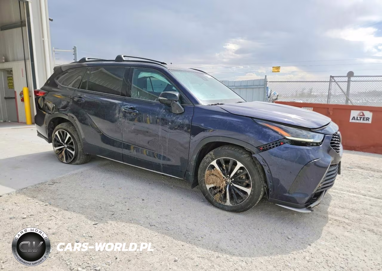 2022 Toyota Highlander Xse VIN:5TDJZRBH8NS199921 - 4