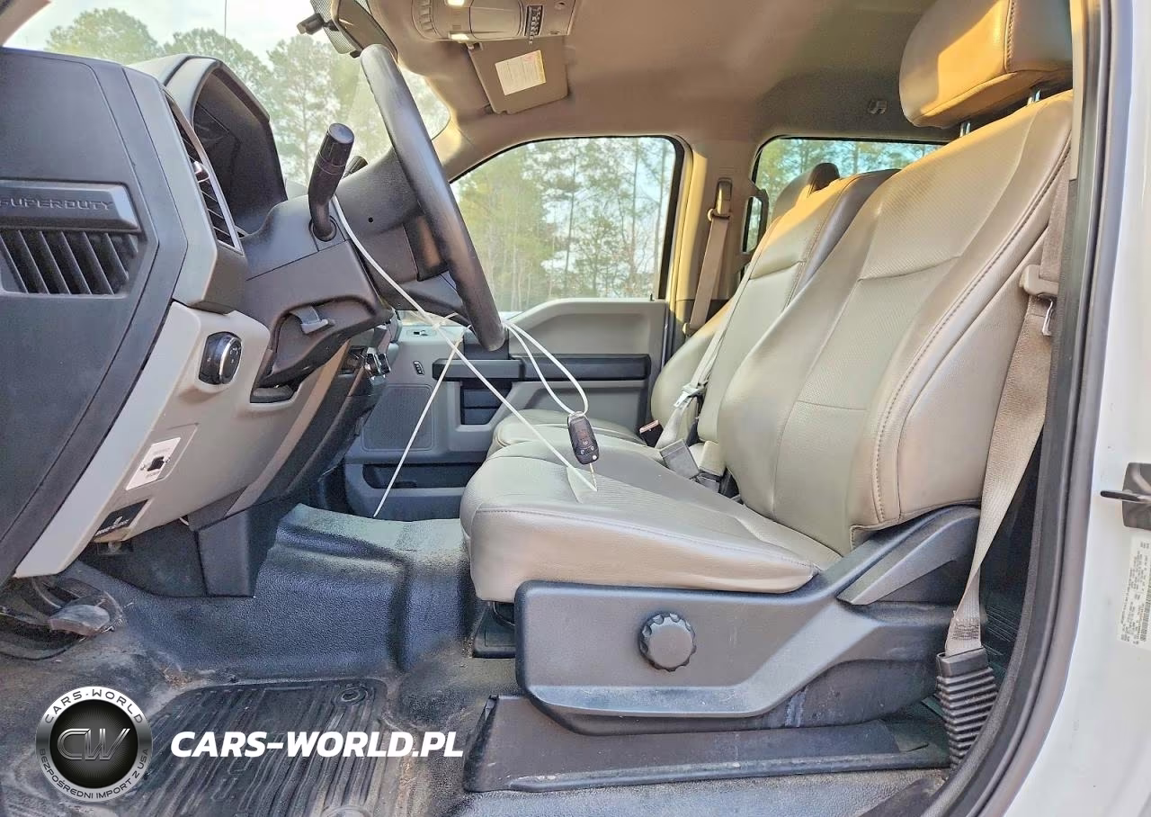 2019 Ford F450 Super Duty Utility - Service Truck VIN:1FD0W4HT5KEC46726 - 7