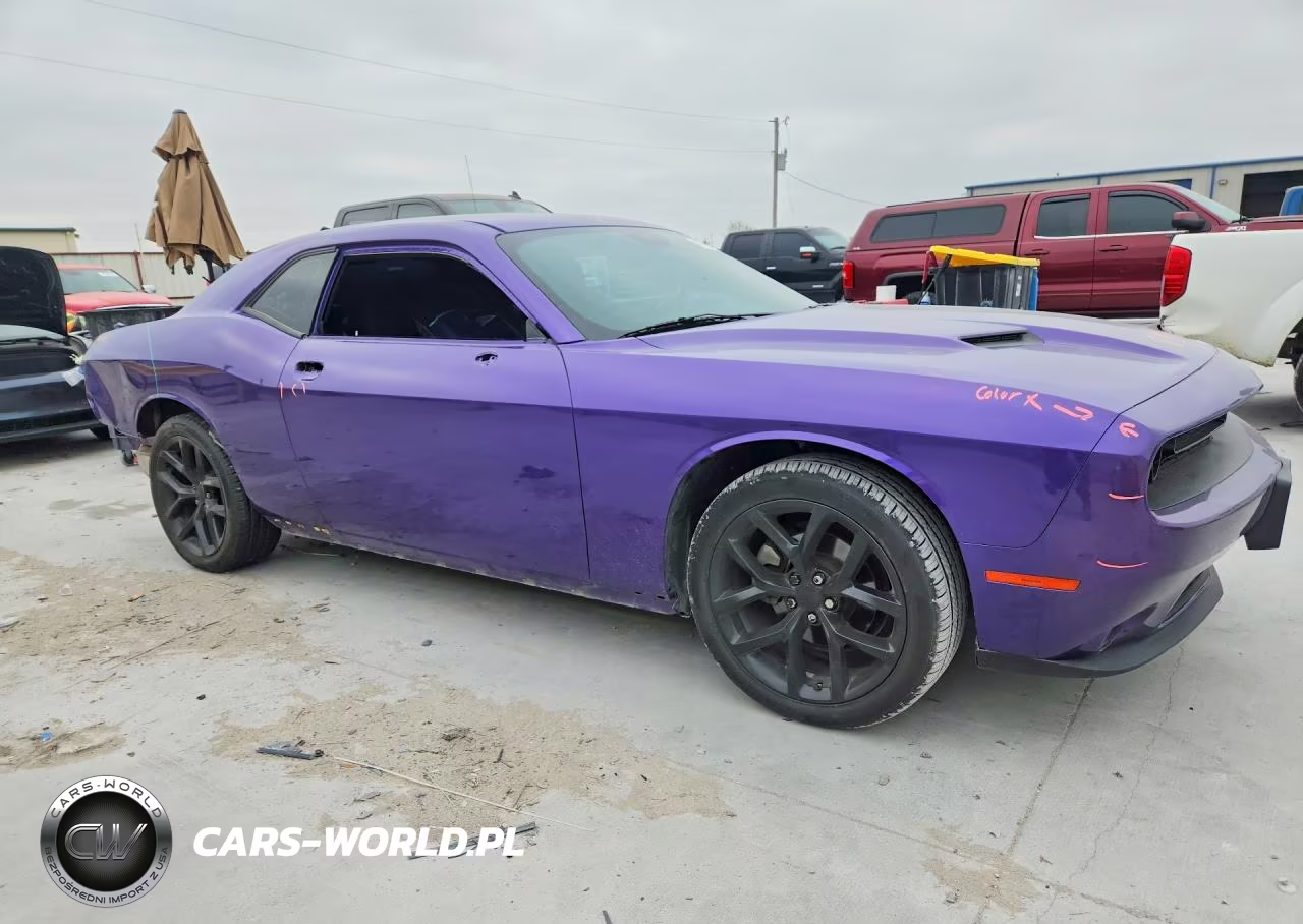 2023 Dodge Challenger Sxt VIN:2C3CDZAG0PH652774 - 4