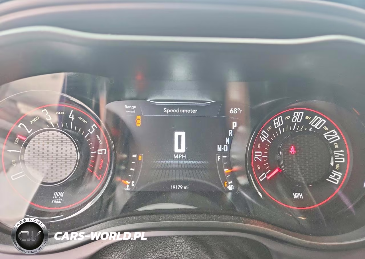 2023 Dodge Challenger Sxt VIN:2C3CDZAG0PH652774 - 9