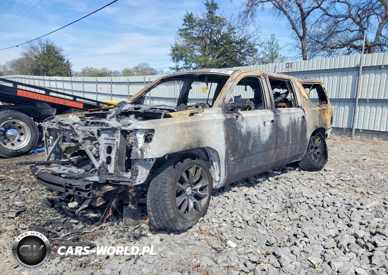 2015 Chevrolet Suburban C1500 Lt