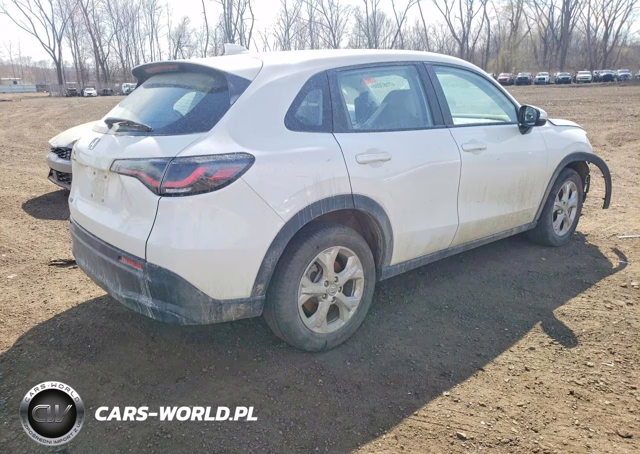 2025 Honda Hr-V Lx VIN:3CZRZ2H32SM752459 - 3