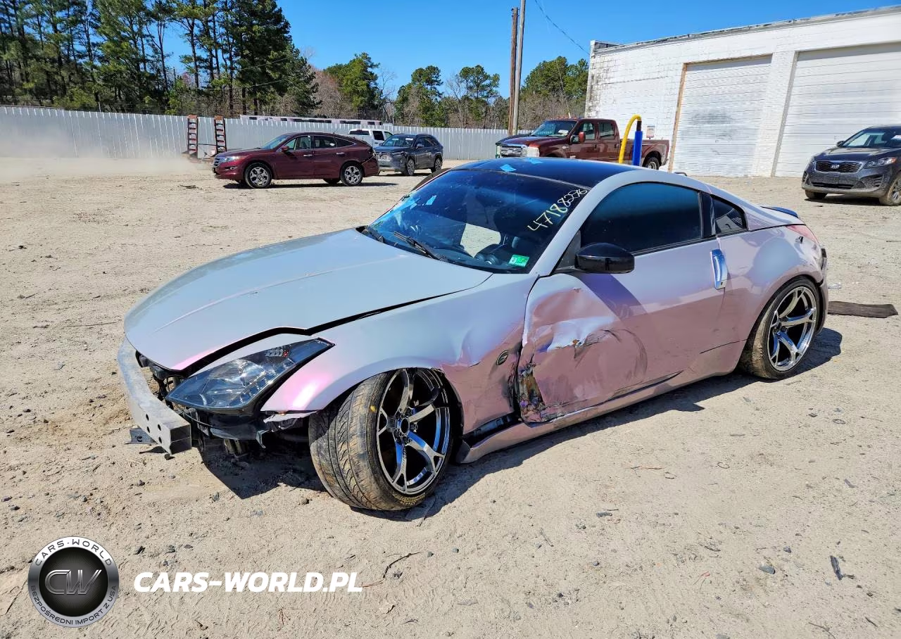 2004 Nissan 350Z Base