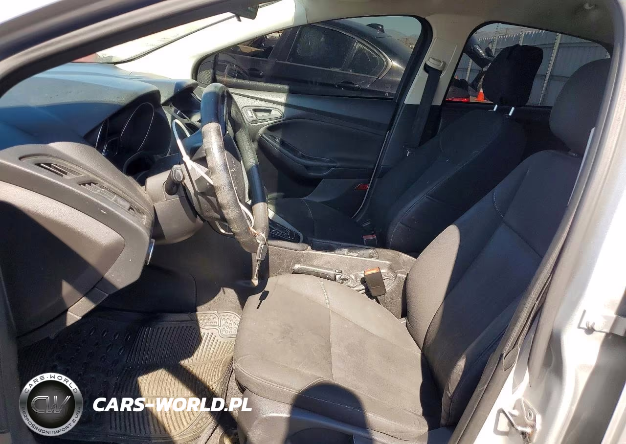2016 Ford Focus VIN:1FADP3E29GL329237 - 7