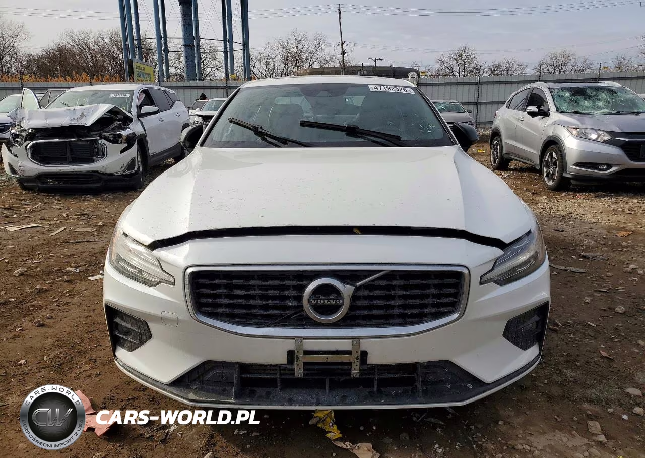 2019 Volvo S60 T6 R-Design VIN:7JRA22TM7KG014501 - 5