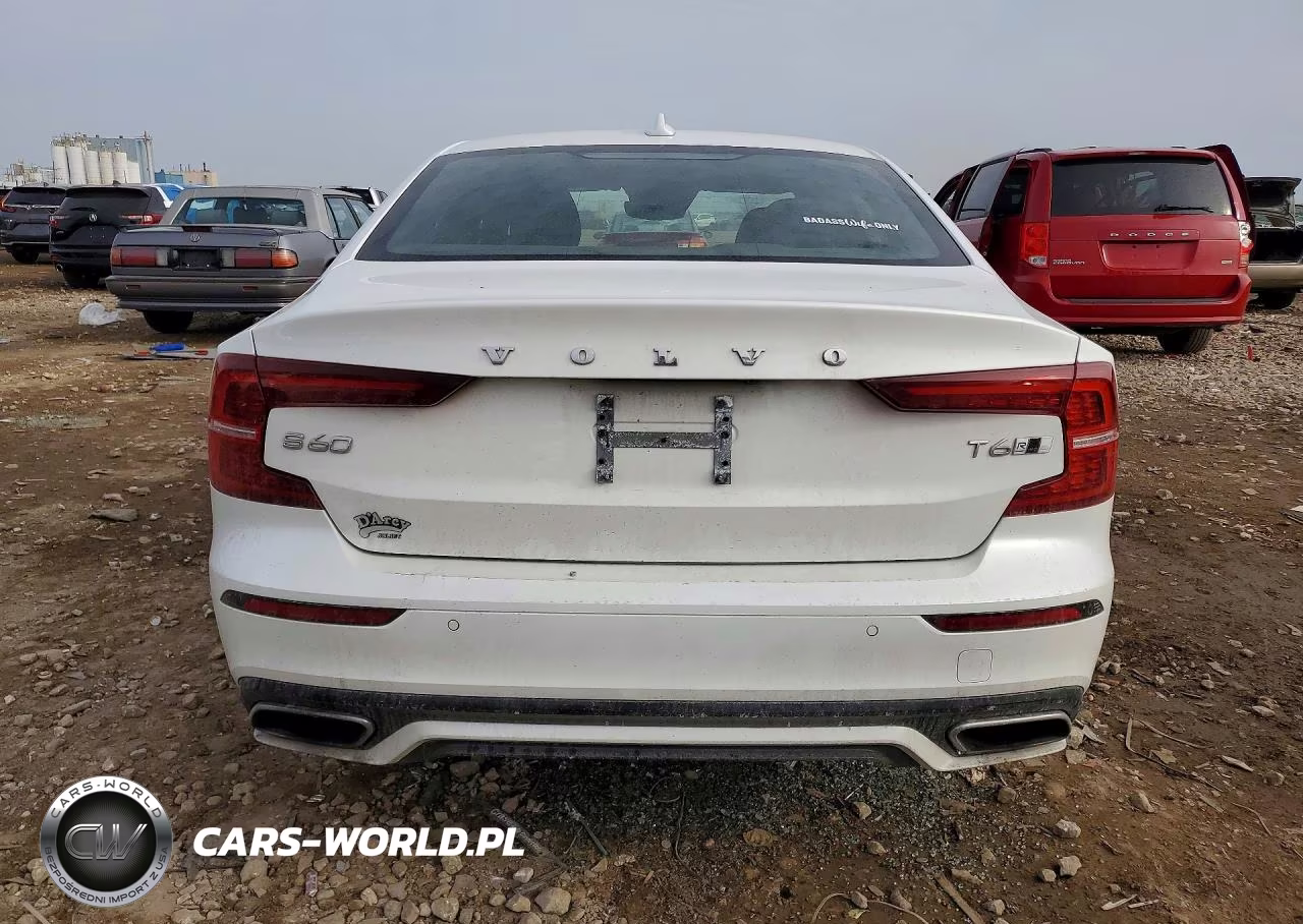 2019 Volvo S60 T6 R-Design VIN:7JRA22TM7KG014501 - 6