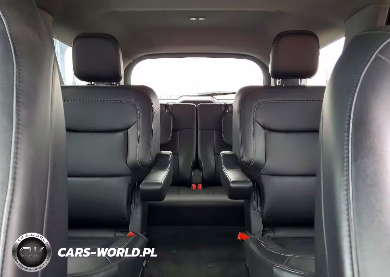 2023 Ford Explorer Xlt VIN:1FMSK8DH8PGC13356 - 10