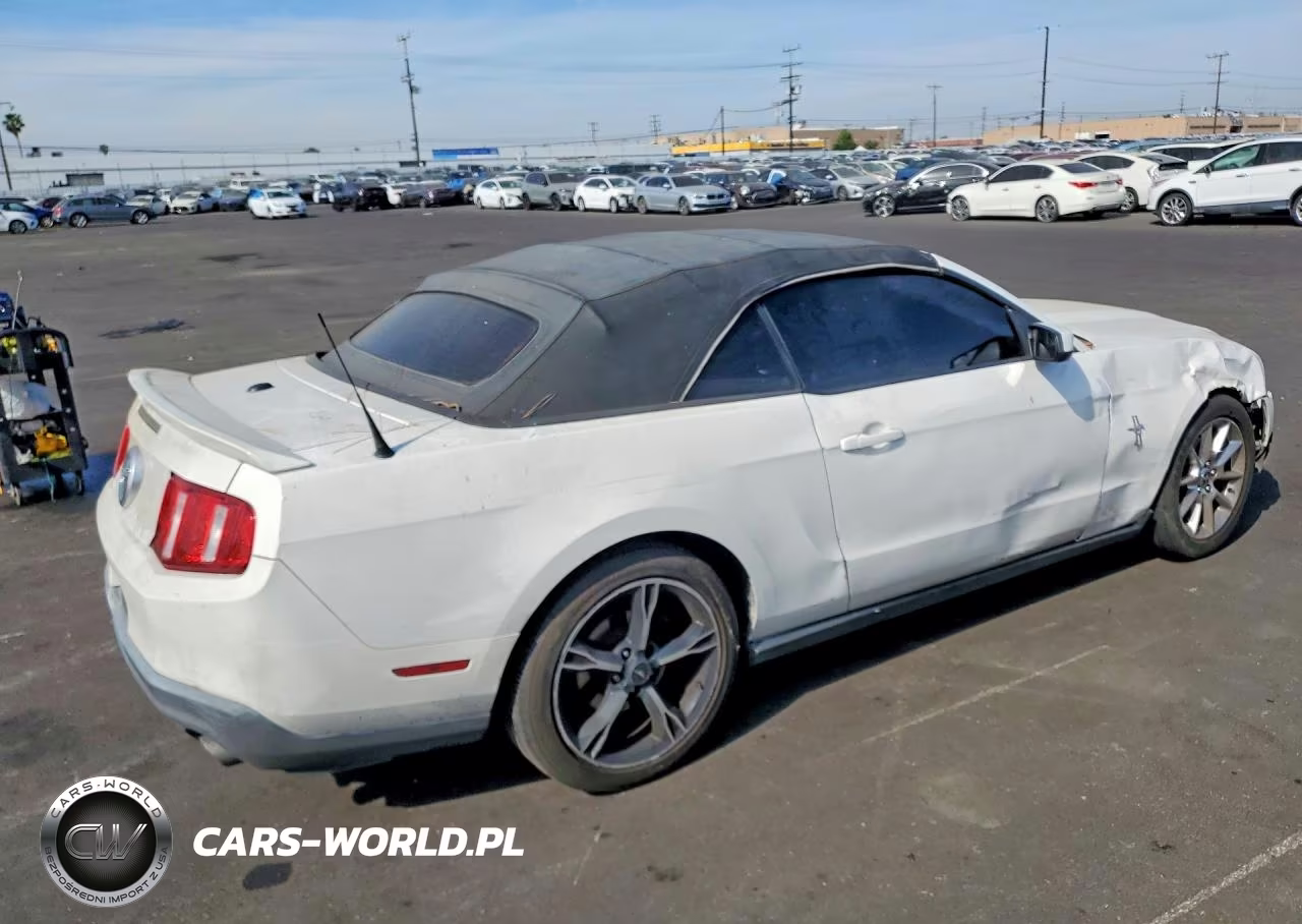 2011 Ford Mustang VIN:1ZVBP8EM2B5159040 - 3