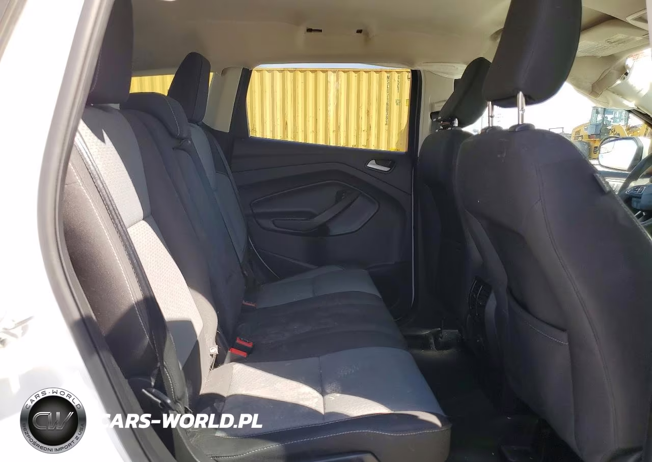 2018 Ford Escape Se VIN:1FMCU0GD6JUC35972 - 10