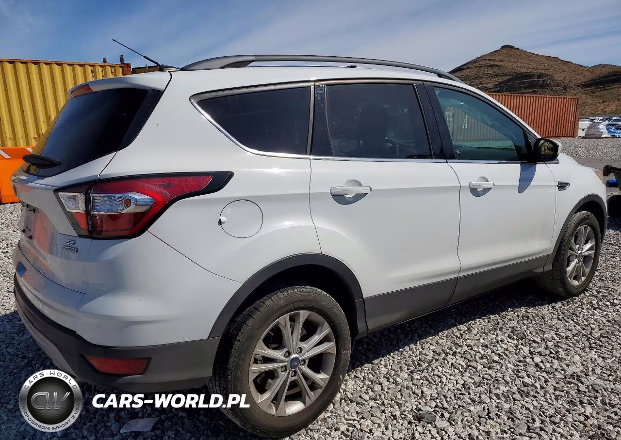 2018 Ford Escape Se VIN:1FMCU0GD6JUC35972 - 3