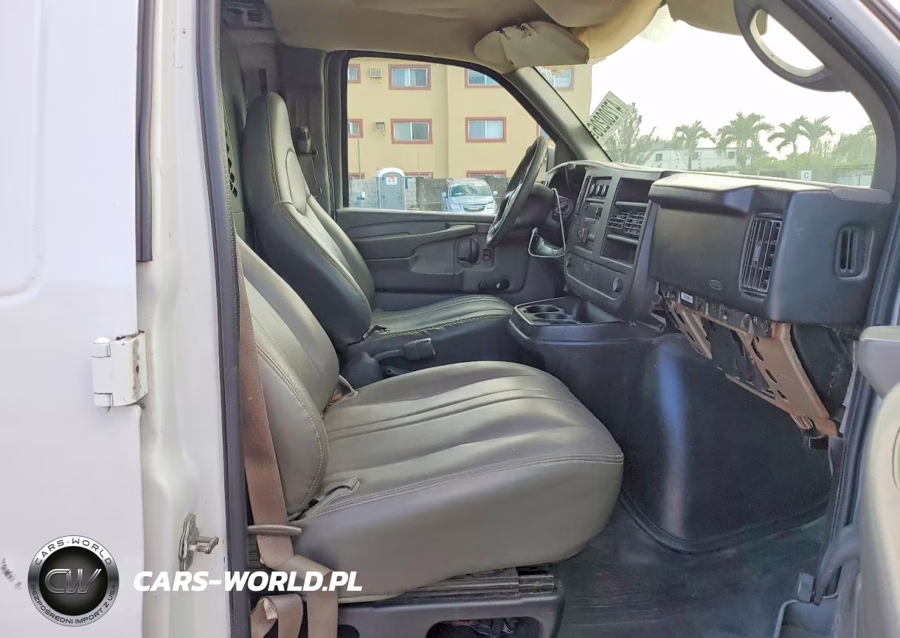 2008 Chevrolet Express G1500 VIN:1GCFG15X381193221 - 11