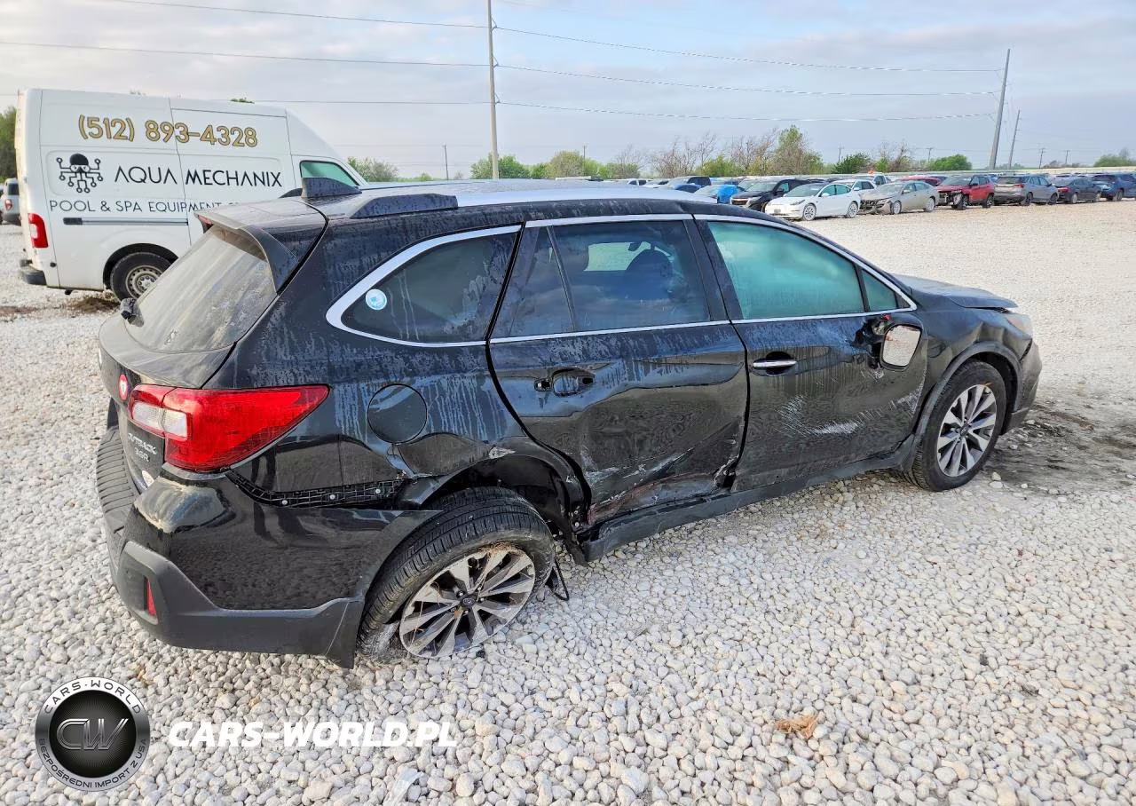 2018 Subaru Outback Touring VIN:4S4BSETCXJ3306172 - 3