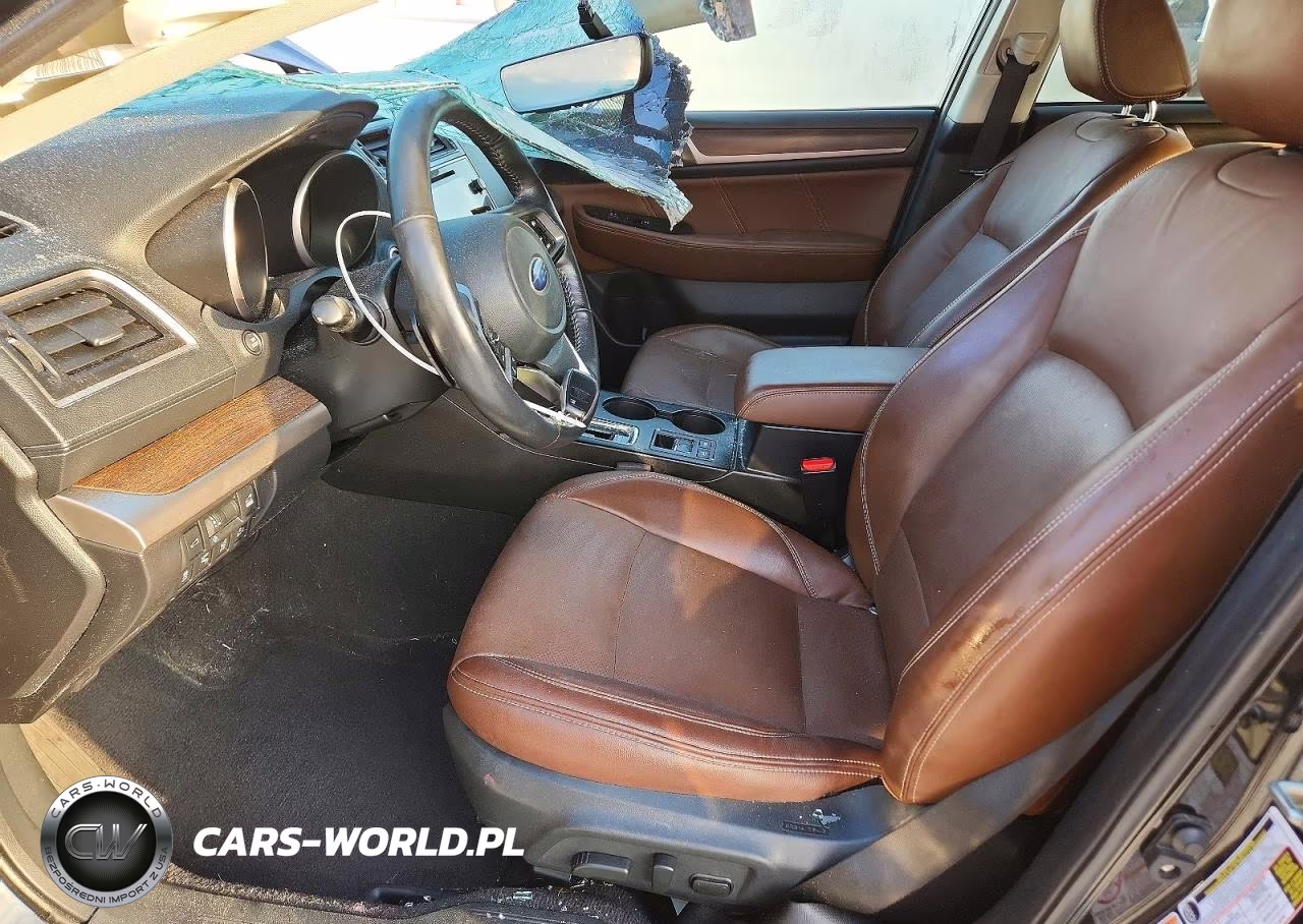 2018 Subaru Outback Touring VIN:4S4BSETCXJ3306172 - 7