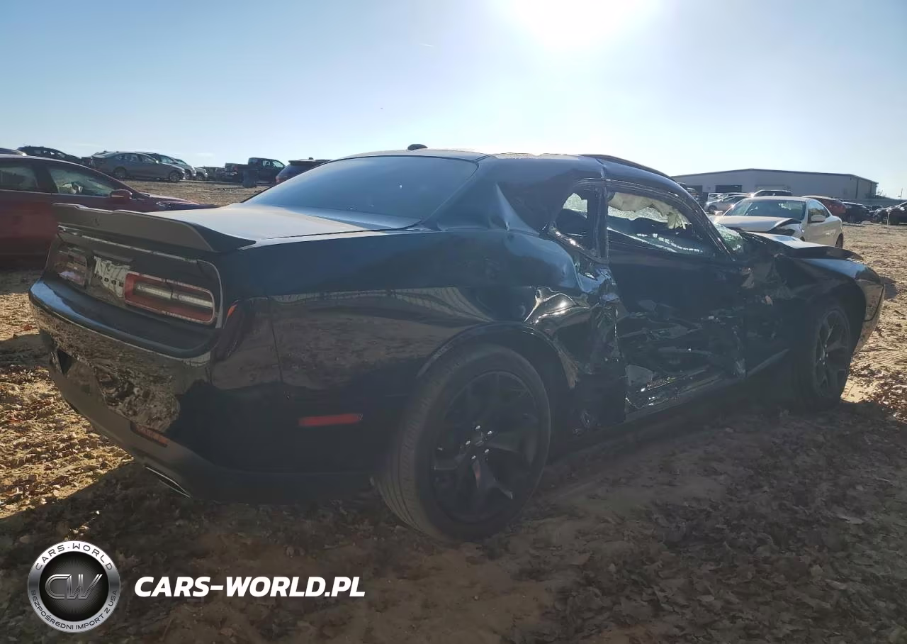 2020 Dodge Challenger Sxt VIN:2C3CDZAG5LH243499 - 3