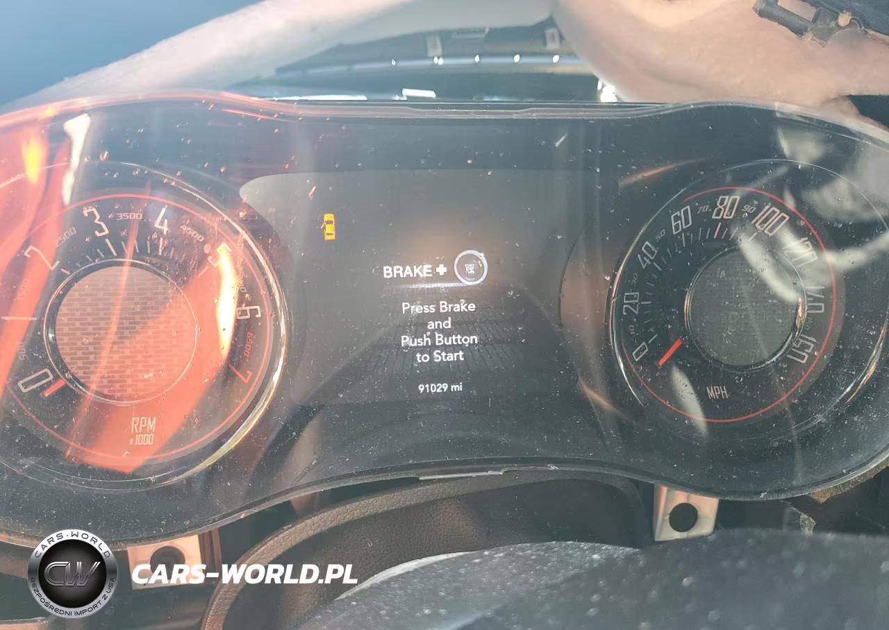 2020 Dodge Challenger Sxt VIN:2C3CDZAG5LH243499 - 9
