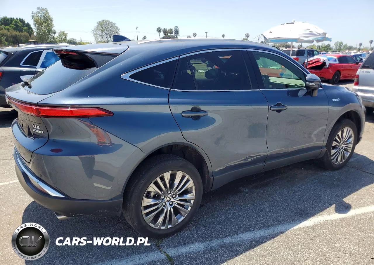 2021 Toyota Venza Xle VIN:JTEAAAAH1MJ018840 - 3