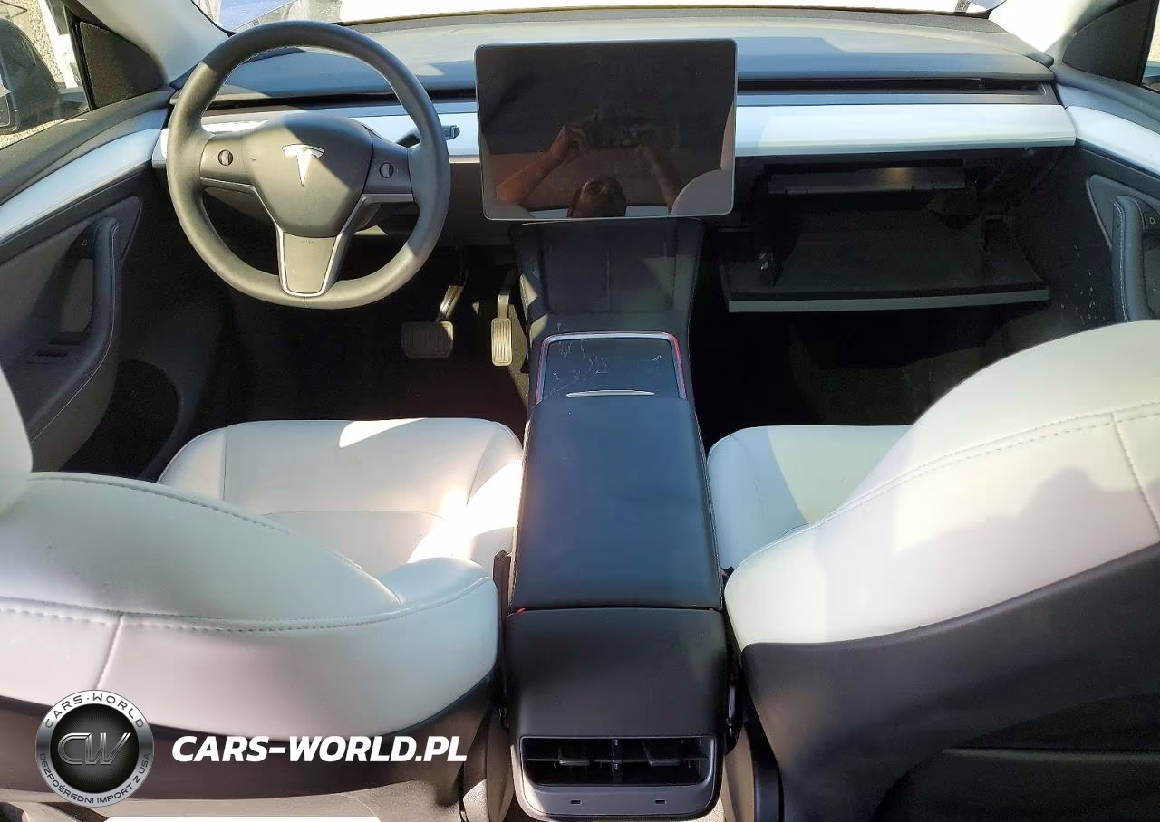 2024 Tesla Model Y VIN:7SAYGDEE6RF005151 - 8