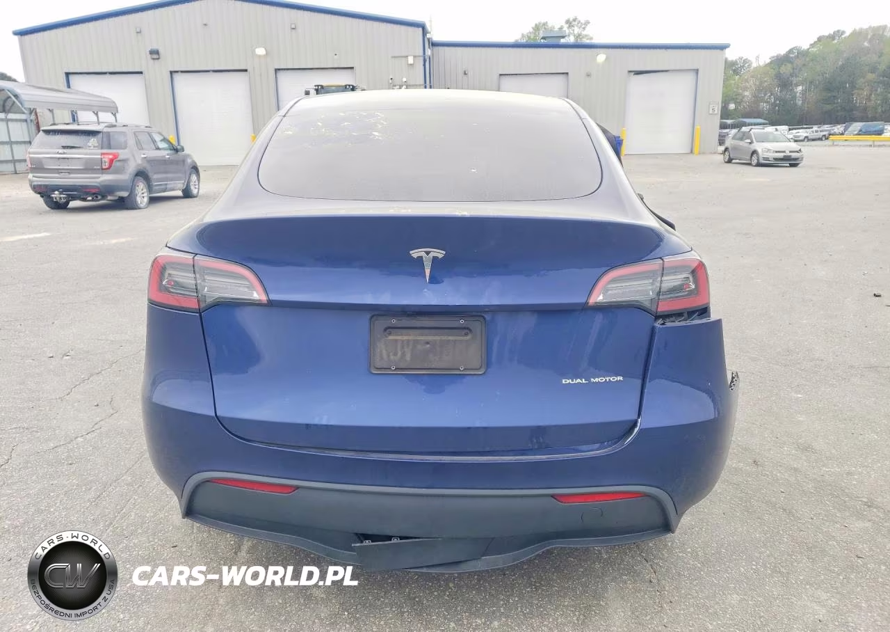 2023 Tesla Model Y VIN:7SAYGDEE8PA150802 - 6