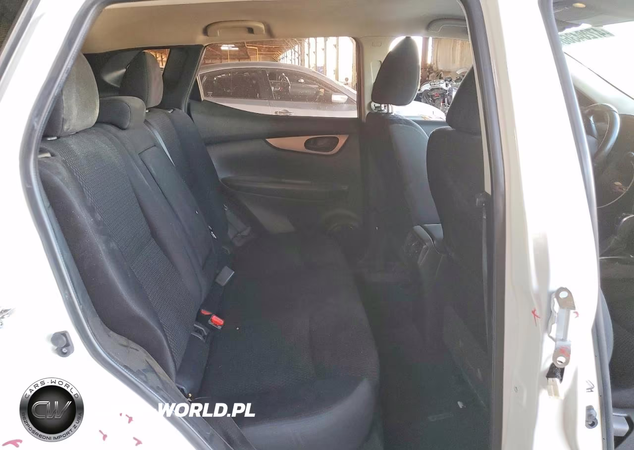 2019 Nissan Rogue Sport S VIN:JN1BJ1CPXKW240664 - 10