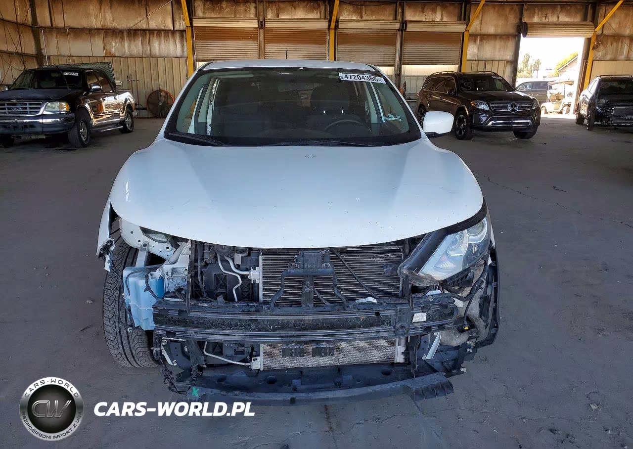 2019 Nissan Rogue Sport S VIN:JN1BJ1CPXKW240664 - 5