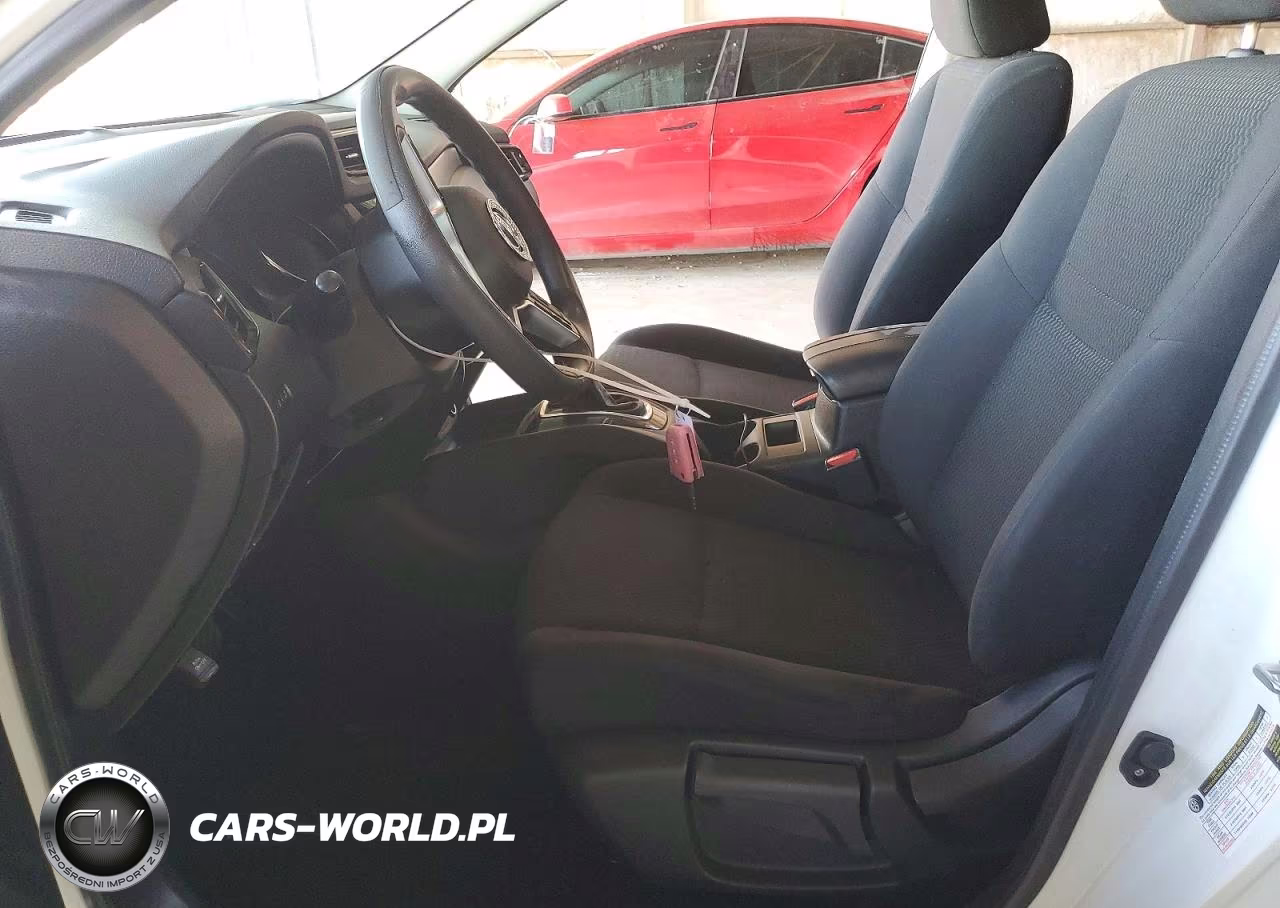 2019 Nissan Rogue Sport S VIN:JN1BJ1CPXKW240664 - 7