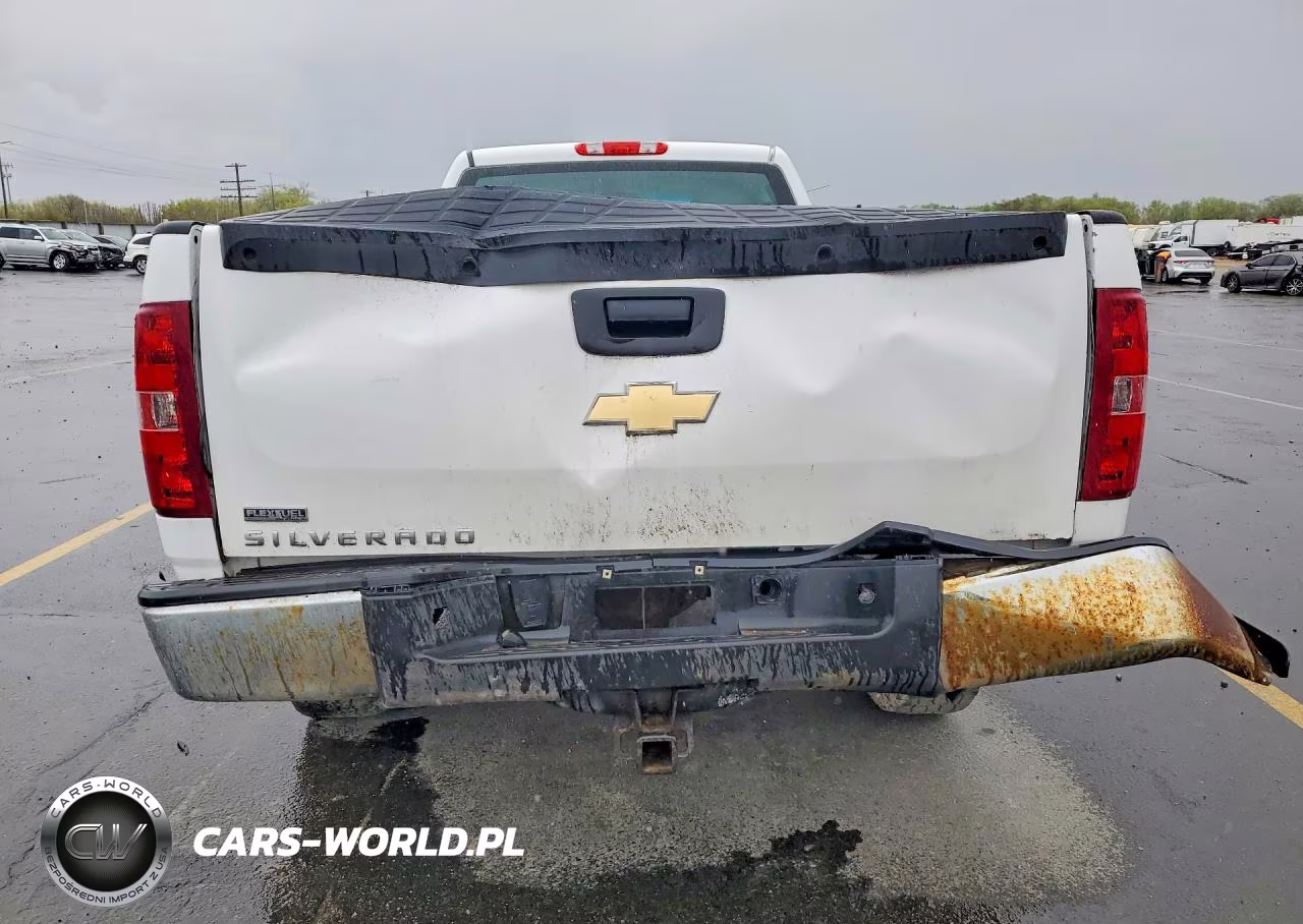 2011 Chevrolet Silverado C1500 VIN:1GCNCPE04BZ403279 - 6
