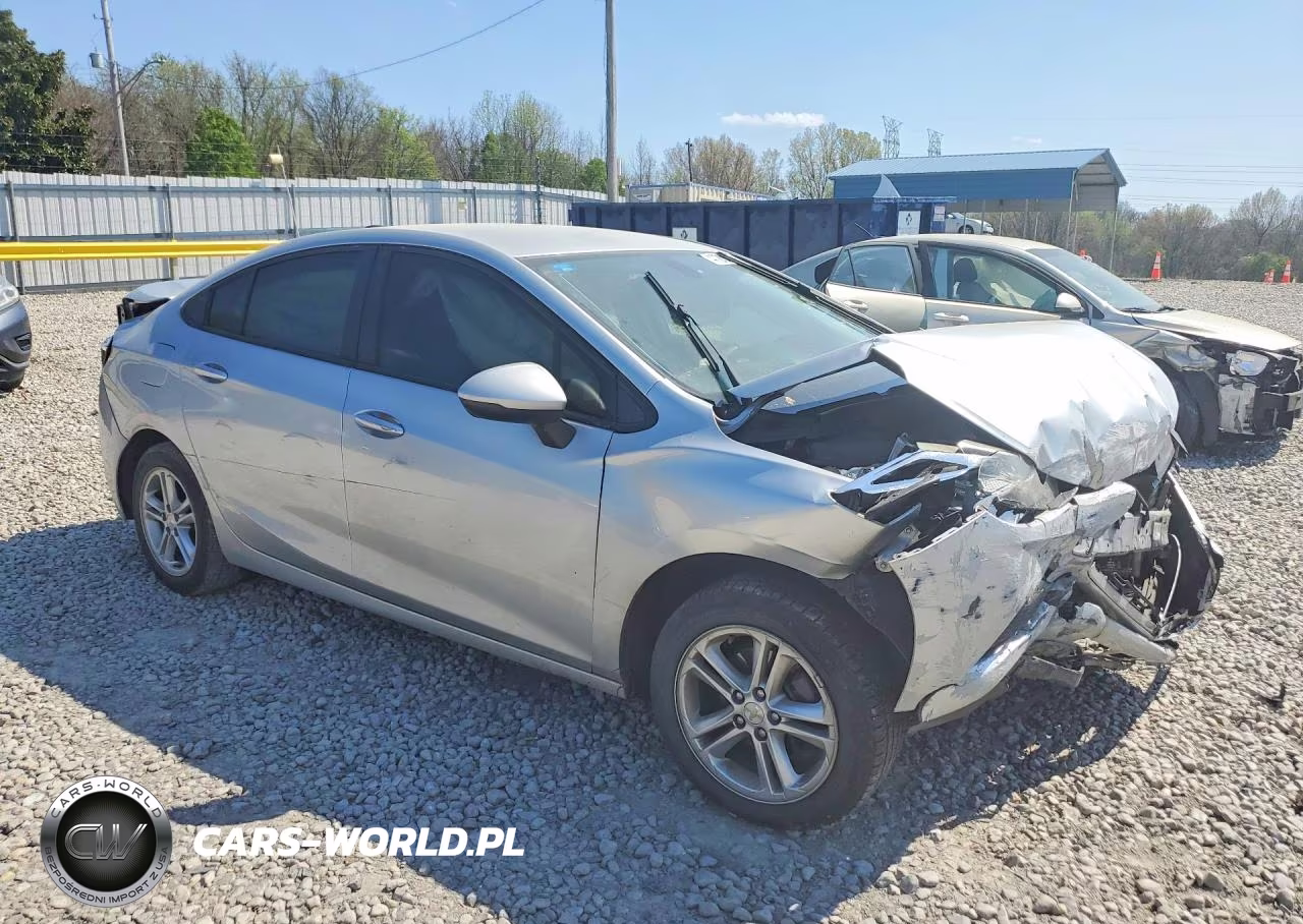 2018 Chevrolet Cruze Ls VIN:1G1BC5SM1J7103815 - 4