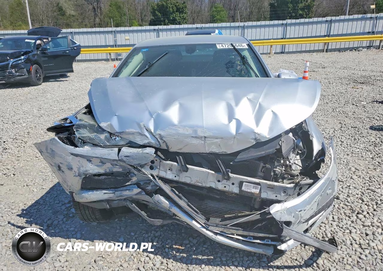 2018 Chevrolet Cruze Ls VIN:1G1BC5SM1J7103815 - 5